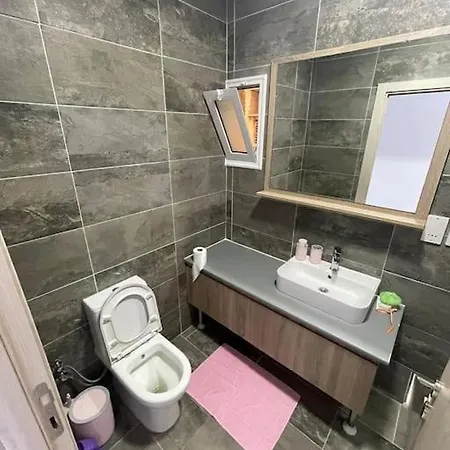 Denize Sifir 3+1 Daire Apartament Kyrenia (Northern Cyprus)