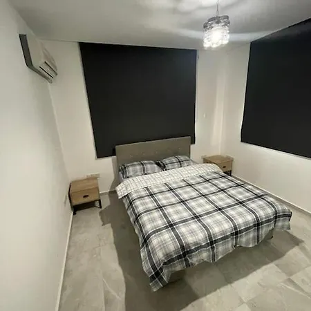 Apartman Denize Sifir 3+1 Daire Kerínia